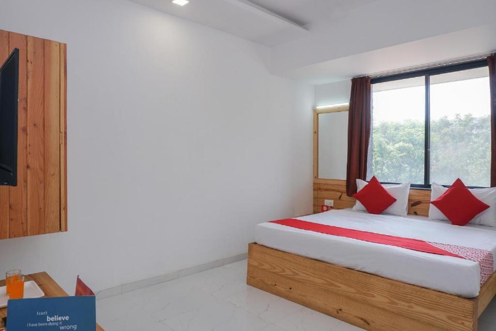 Casa Fedora Holiday Home Lonavala Extérieur photo